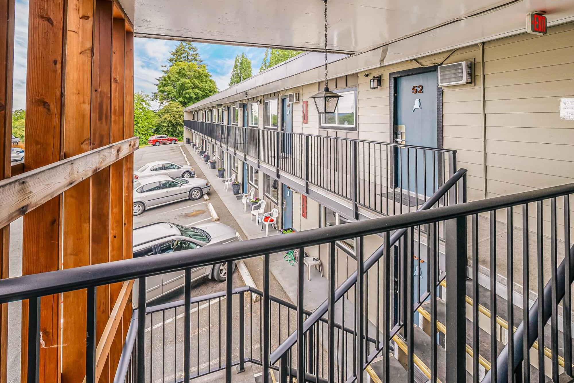 Bluebird Motel Nanaimo Exterior foto